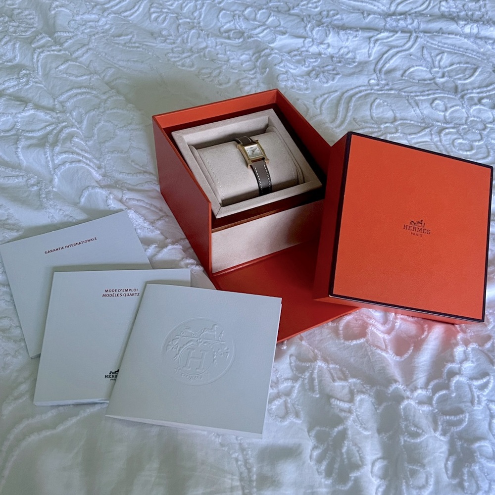 Authentic Hermès diamonds, MOP, 18k gold plated Heure H mini, etoupe - Picture 3 of 9